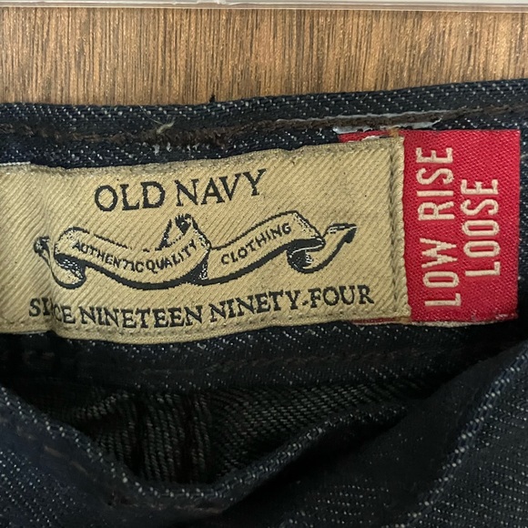 NWT Old Navy Jeans - Picture 2 of 3